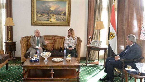 رئيس الأعلى للإعلام يستقبل رئيس الوطنية للصحافة ومدير الأكاديمية الوطنية للتدريب