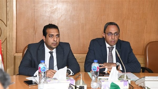 قنا تطلق أولى خطوات مبادرة معًا بالوعي نحميها برئاسة السكرتير المساعد