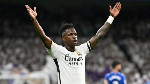 ريال مدريد يتفق مع فينيسيوس على تمديد عقده حتى 2030