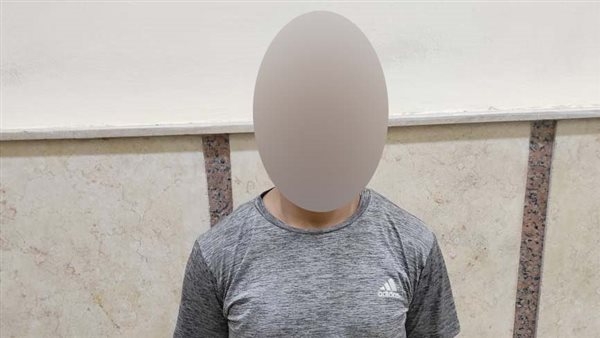 ضبط بائع تحرش بسيدة أجنبية في الدرب الأحمر