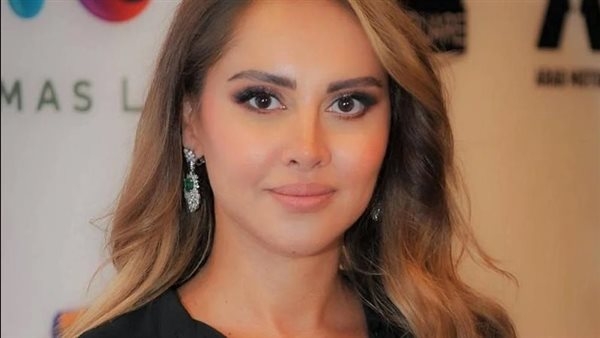ياسمين رئيس تتعاقد على فيلم "الست لما" أمام يسرا