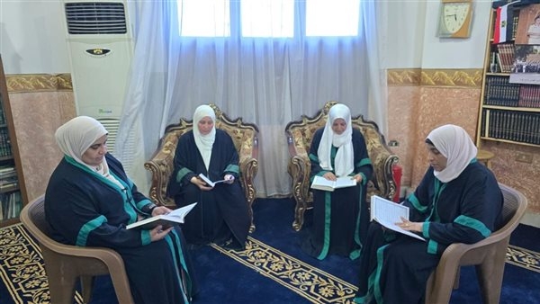 انطلاق قافلة الواعظات للسيدات بمساجد غرب المنصورة (صور)
