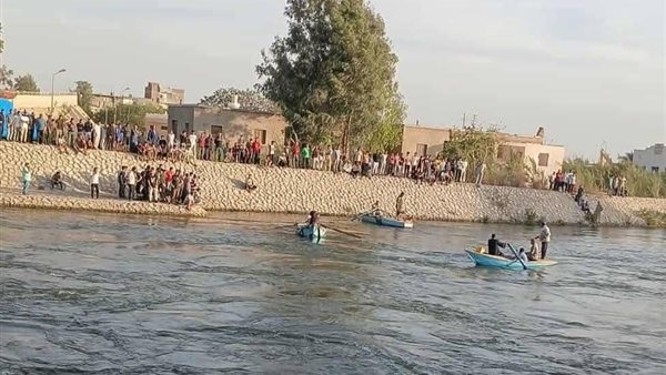 انتشال جثة طفل غرق بالبحيرة بعد عمليات بحث استغرقت ٣ أيام ( صور )