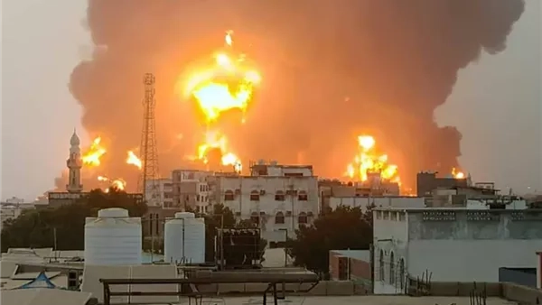 شاهد، لحظة هجوم الاحتلال الإسرائيلي على موانئ اليمن