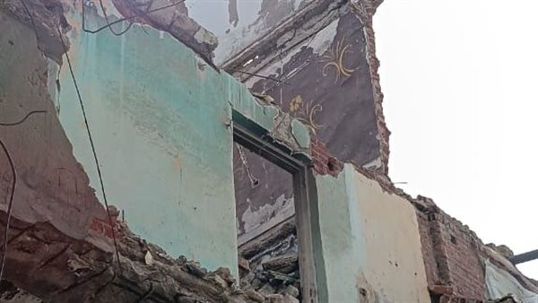 حملات مكبرة لإزالة العقارات الآيلة للسقوط بأحياء الإسكندرية