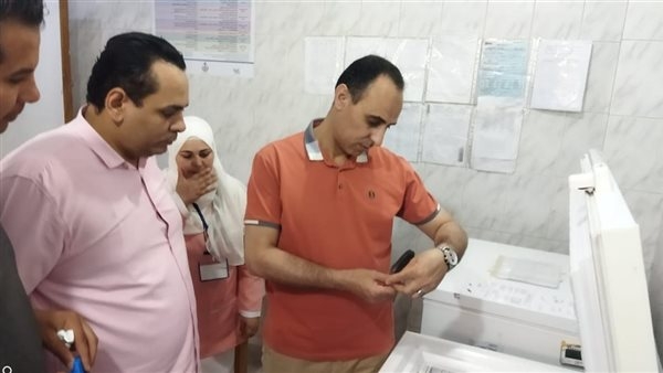وكيل الصحة بالشرقية يتفقد خدمات الرعاية الأولية بوحدة العدوة
