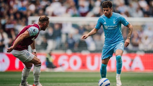 نوتنجهام يفوز على وست هام 2-1 في مباراة مثيرة بالدوري الإنجليزي