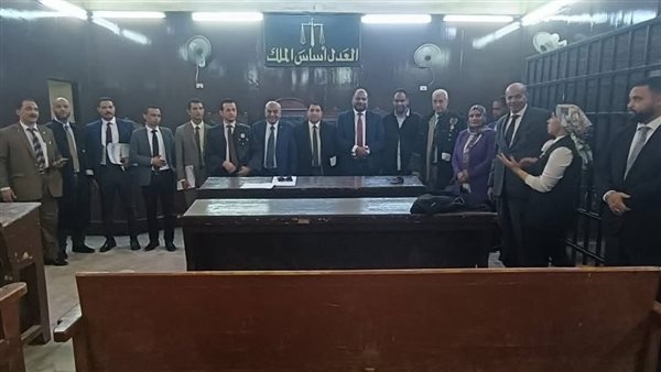 محامو سوهاج والفيوم وقنا يمتنعون عن حضور جلسات الجنايات احتجاجًا على زيادة الرسوم القضائية
