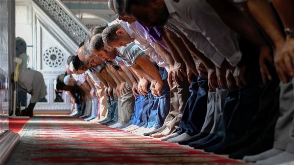 مواقيت الصلاة، موعد أذان الفجر اليوم السبت 24 - 5 - 2025 في القاهرة والمحافظات