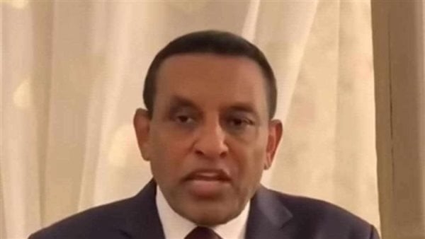 كامل إدريس أبرز المرشحين لرئاسة الحكومة في السودان