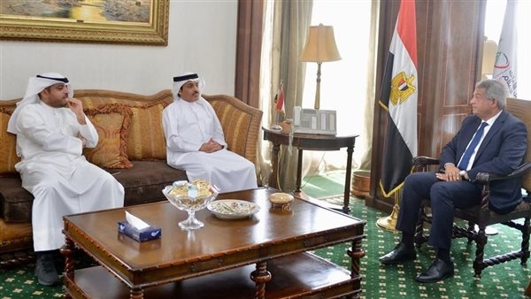 خالد عبد العزيز يستقبل وفد وزارة الإعلام الكويتية
