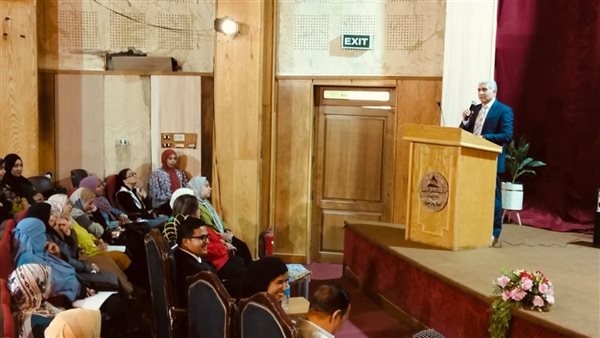 السكرتير العام لمحافظة الإسماعيلية يشهد انطلاق حملة "معًا بالوعي نحميها" (صور)