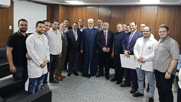 وكيل الأزهر يتفقد مستشفى سيد جلال الجامعي ويشيد بالخدمات الطبية التي يقدمها للمواطنين