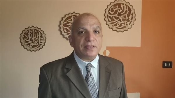 وسام البحيري يعلن مفاجأة ببرنامجه "من تراثنا الإذاعي" بإذاعة القرآن الكريم