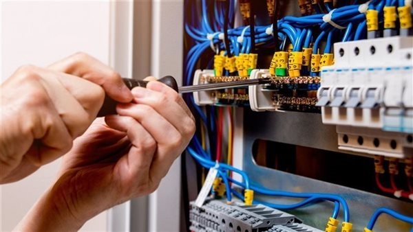 اليوم، قطع التيار الكهربائي عن بعض المناطق بالدقهلية