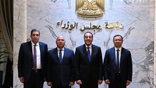 باستثمارات 123 مليون دولار، مدبولي يشهد توقيع اتفاقية لتجميع طرازات سيارات جيتور T1 وT2 محليًا