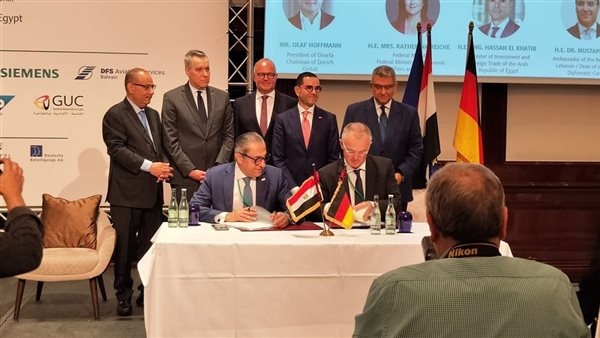 توقيع عقد "مستوى الخدمة" لإدارة وتشغيل وصيانة مرفق المياه بالعاصمة الجديدة