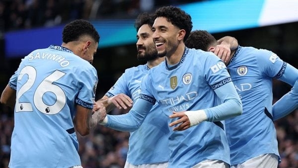 برناردو سيلفا يحرز هدف مان سيتى الثاني في مرمى بورنموث بالدوري الإنجليزي