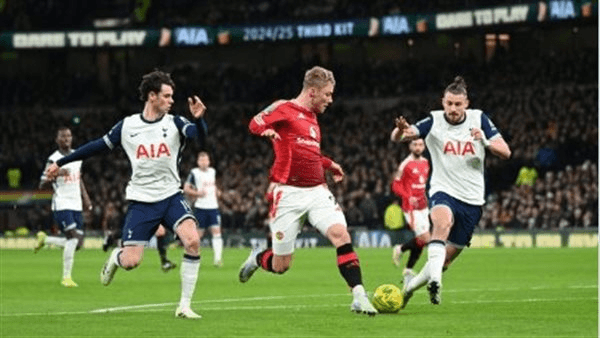 كلاسيكو إنجليزي خالص، مانشستر يونايتد يواجه توتنهام اليوم في نهائي الدوري الأوروبي