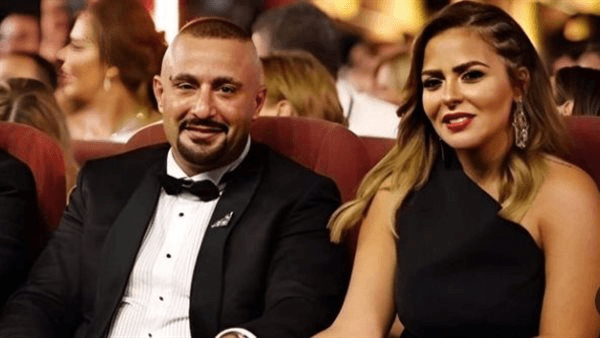 "خُفت تكون زعلت مني"، أول تعليق لشقيقة أحمد السقا على خبر طلاقه من مها الصغير