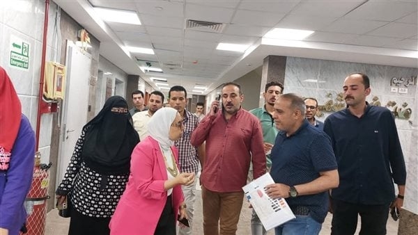 صحة الإسماعيلية توجه بتسريع وتيرة العمل بالتشطيبات النهائية في مستشفى التل الكبير (صور)