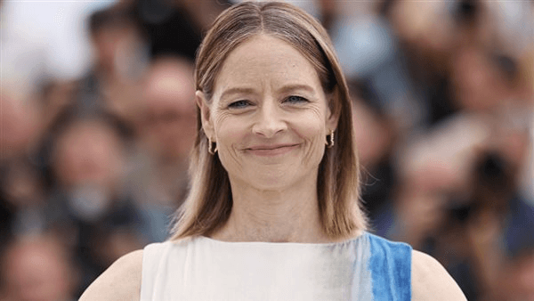 جودي فوستر تتألق في جلسة تصوير فيلم "Vie Privée" بمهرجان كان
