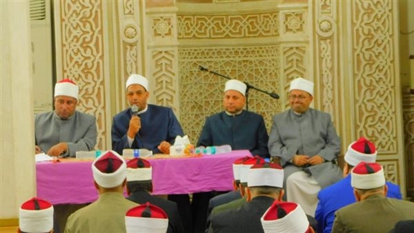 اجتماع موسع لقيادات أوقاف الإسكندرية مع الأئمة