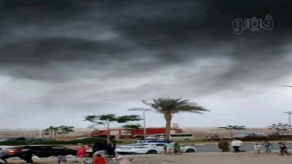 الدفع بـ3 سيارات إطفاء للسيطرة على حريق في مقلب قمامة بالشرقية (فيديو وصور)