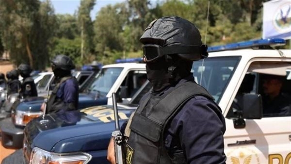 جهود أمنية مكثفة لضبط والدة سفاح التجمع، وهذا ما فعلته