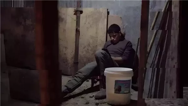 الفيلم الوثائقي الأردني "أسفلت" يفوز بجائزة في مهرجان كان السينمائي 2025