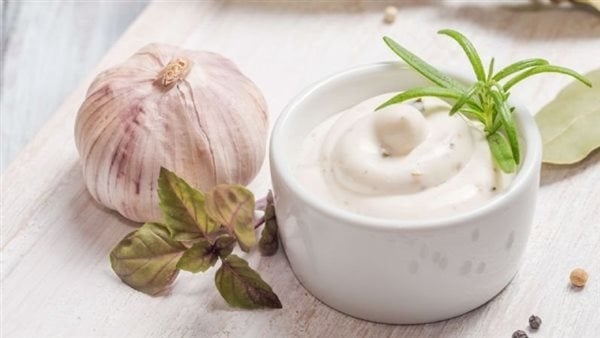 طريقة عمل الثومية السورية، أسرع وألذ سلطة