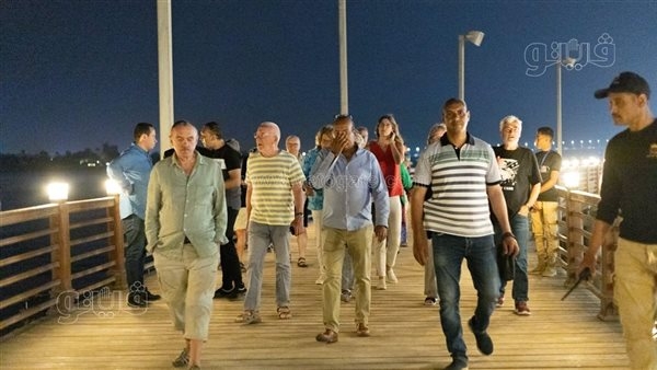 ممشى كورنيش بني سويف يستقبل 22 زائرًا أوروبيًا