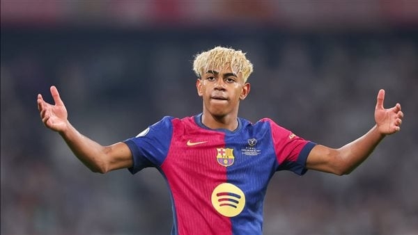 هل طلب لامين يامال العقد الأكبر في برشلونة؟ ديكو يوضح