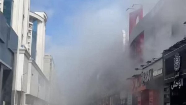 حريق هائل في مطعم مأكولات سورية بالإسكندرية وإنقاذ 10 طلاب داخل سنتر مجاور