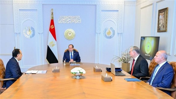 آخر تطورات أزمة البنزين المغشوش ومحاسبة المتسببين تنفيذا لتوجيهات الرئيس السيسي