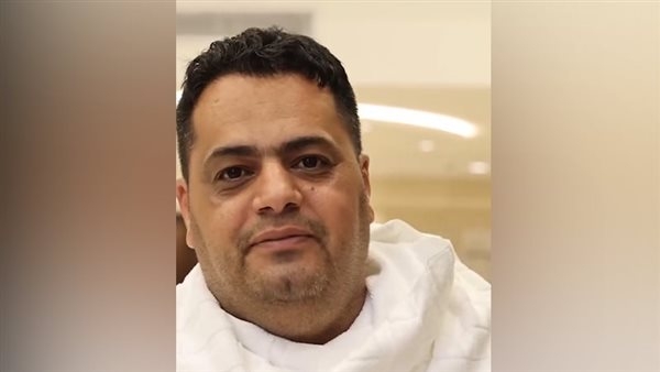أغرب من الخيال، طيار رفض ركوب شاب للحج فتعطلت طائرته مرتين (فيديو)