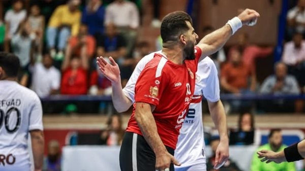 هذه هي القاهرة لون واحد فقط، الأهلي يحتفي بالفوز علي الزمالك