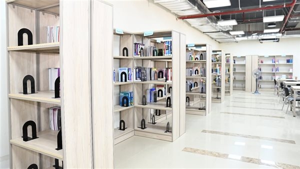 تجهيز 4 معامل جديدة بكلية الحاسبات بجامعة أسيوط الأهلية