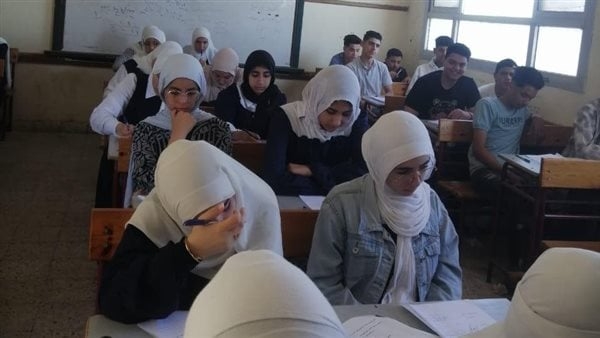 74 ألفا و713 طالبا بالصف الأول الثانوي في الدقهلية ينتظمون في لجان امتحان الرياضيات