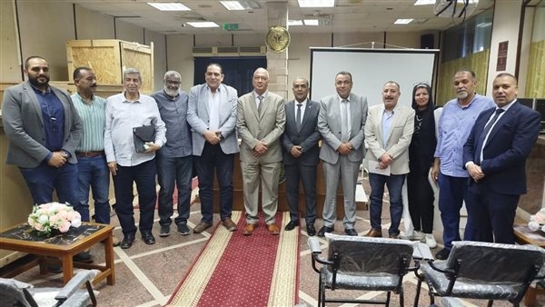 رئيس الرقابة على الصادرات يزور فرع الهيئة بمينائي الإسكندرية والدخيلة
