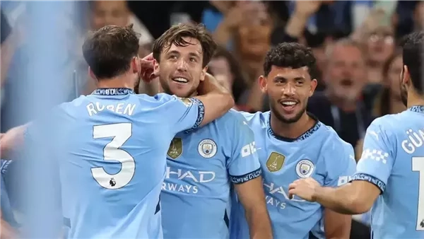 مرموش يقود تشكيل مانشستر سيتي أمام فولهام في الدوري الإنجليزي