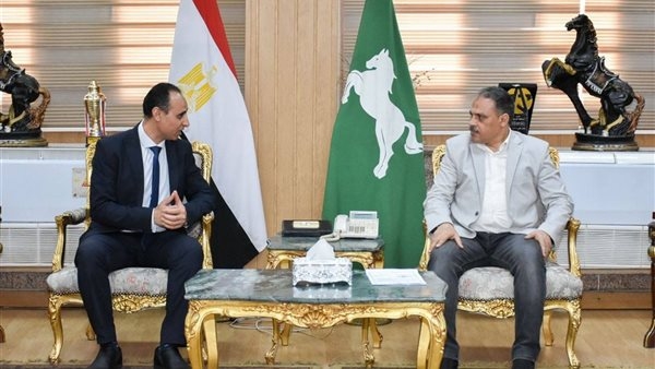 محافظ الشرقية يناقش آليات تنفيذ المبادرة الرئاسية الصحية "من بدري أمان"