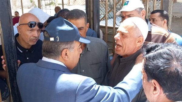 محافظ الدقهلية يوجه بسرعة الانتهاء من فرش وتجهيز مبنى العيادات الجديد بدكرنس