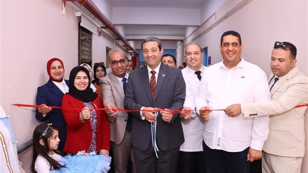 محافظ دمياط يفتتح وحدتي العناية المتوسطة للأطفال والكبار بمستشفى السرو المركزي (صور)