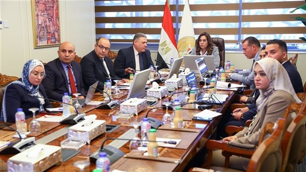 منال عوض تتابع مع قيادات التنمية المحلية نتائج المرور الميداني على 6 مراكز تكنولوجية
