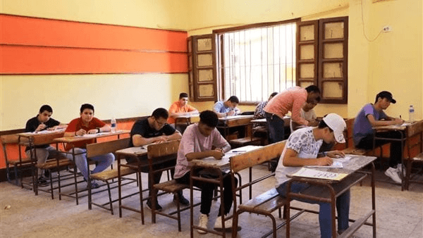 40 ألف طالب بالفيوم يبدأون اليوم امتحانات الدبلومات الفنية 2025