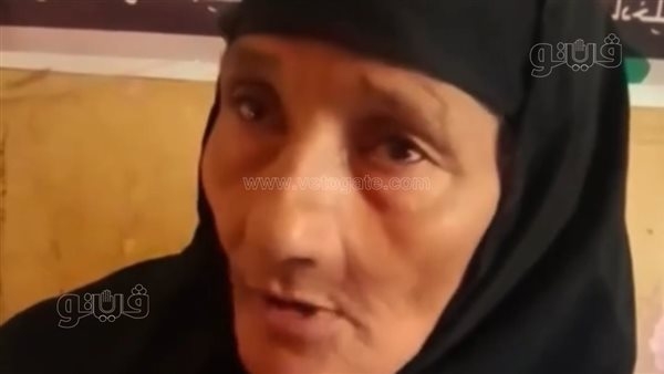 خلافات ما بعد الرحيل.. ميراث إبراهيم شيكا يثير أزمة بين والدته وزوجته.. أرملة اللاعب: "زوجي مات مديون".. ووالدته: "عايشة على معاش تكافل وكرامة.. وابني سايب فلوس في البنك وشقتين وعربية" (فيديو)