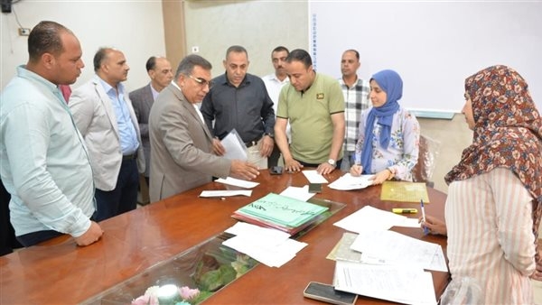 محافظ الدقهلية بالمركز التكنولوجي: لن أسمح بتعطيل أي طلب أو خدمة للناس