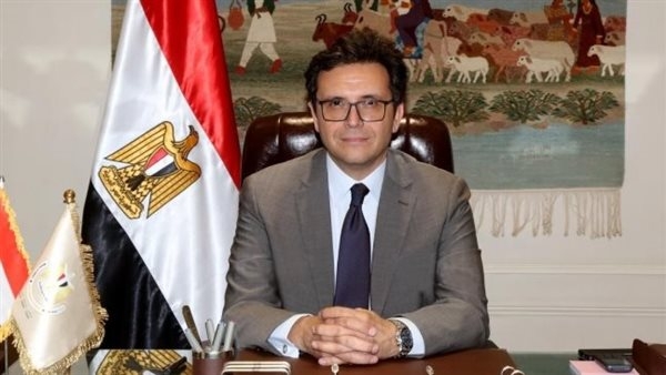 ينقبون عن الآثار..وزير الثقافة يحيل عددا من المسؤولين بإقليم جنوب الصعيد للتحقيق