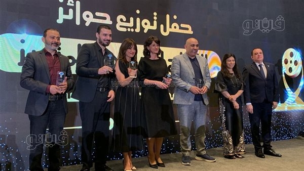 تكريم ريهام عبد الغفور وأحمد عزمي بحفل "دراما" حقوق الإنسان عن مسلسل «ظلم المصطبة» (فيديو وصور)